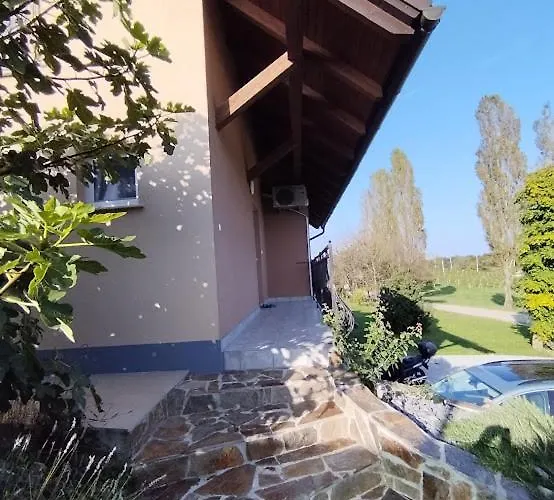 別荘 Pocitniska Hisa Soncni Vrh *