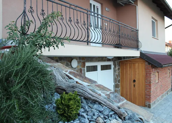 別荘 Pocitniska Hisa Soncni Vrh *