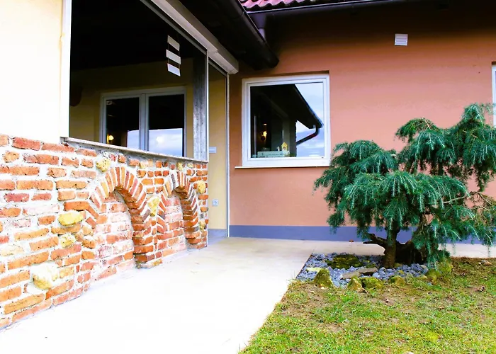 別荘 Pocitniska Hisa Soncni Vrh Spodnji Ivanjci