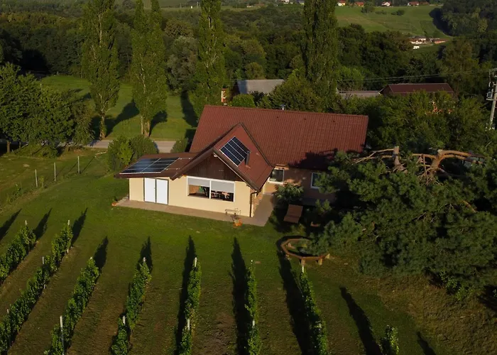 別荘 Pocitniska Hisa Soncni Vrh *