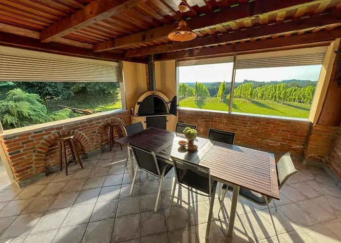 別荘 Pocitniska Hisa Soncni Vrh *